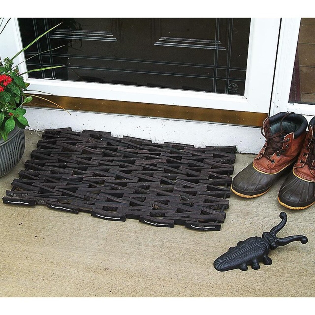 Norman Librett Recycled Heavy Duty Outdoor Rubber Tire Doormat, 27 x 16 in